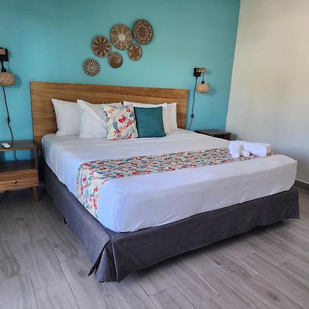 Alma Del Bosque Hotel 토르투게로 외부 사진